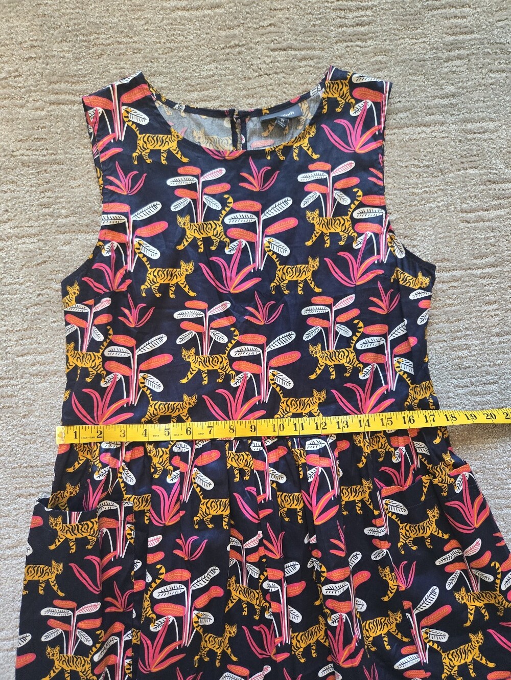 NWT ModCloth Sleeveless Babydoll Jungle Tiger Print Mini Dress Size M - Picture 8 of 10